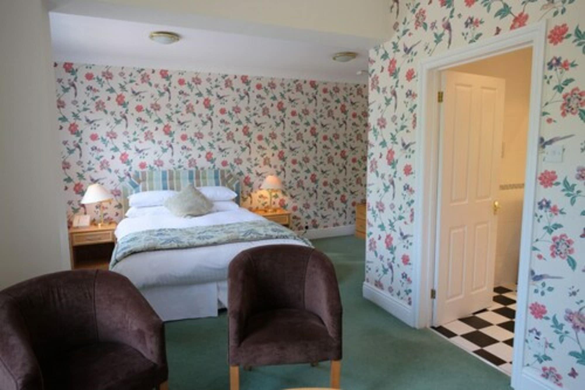 Woodland Manor 3* Bedford